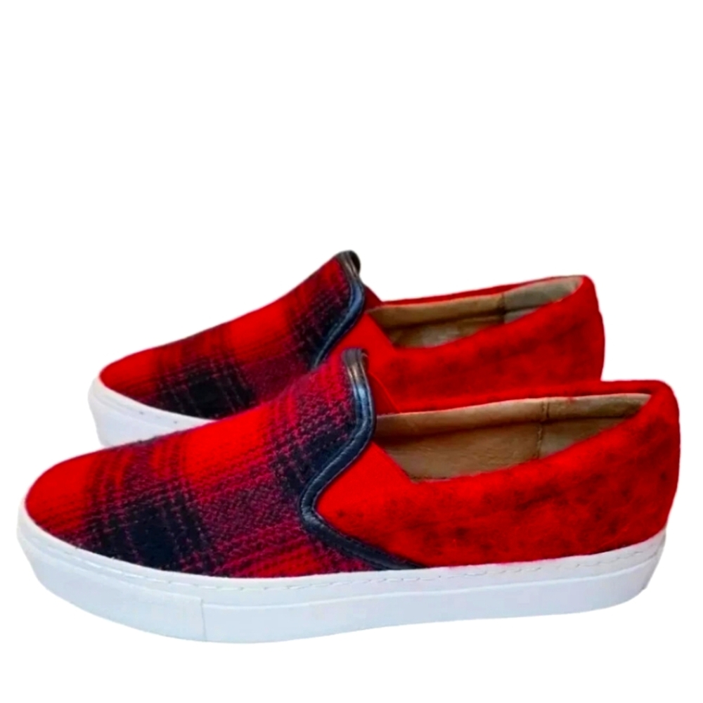 Bettye by Bettye Muller Bentley Fashion Wm'S Red/Black Shoes/Sneakers Size 6M